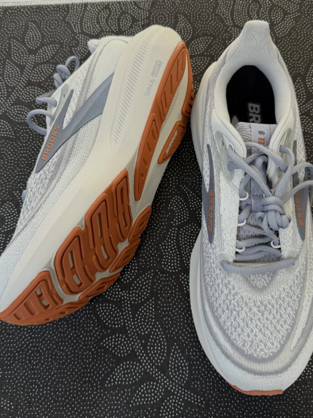 Brooks Revel 9 Grey/Grey/Brown Running Shoes Wide 2E Men's Size 9.5/ Women's 11
